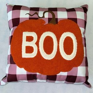 ⛱️LAST CHANCE⛱️ “BOO” Pumpkin Throw Pillow